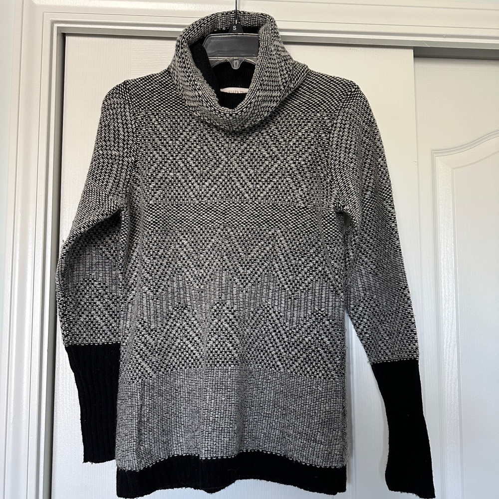 Ellen Tracy Small Cowl Neck Sweater